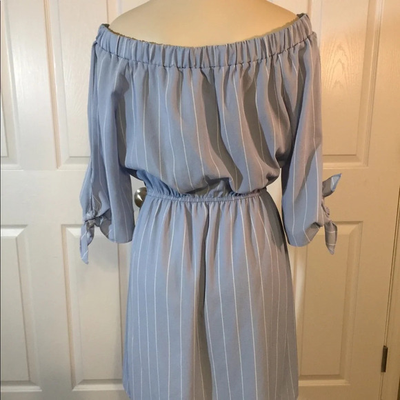 NWOT Soprano Striped Off the Shoulder Dress M - Picture 7 of 14